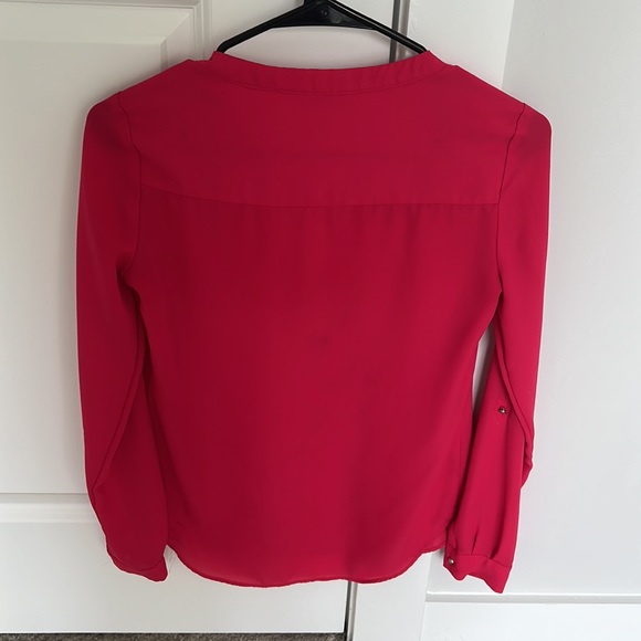 Size XS women’s blouse. - Picture 2 of 2